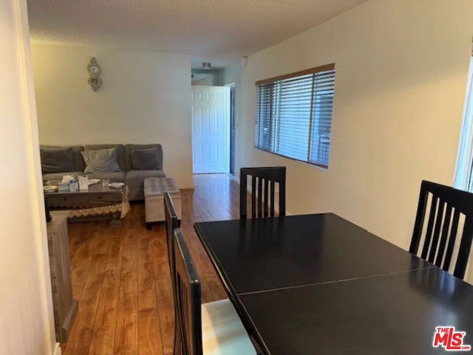 6342 Morse Avenue 205, Valley Glen, California 91606 home-pic-7